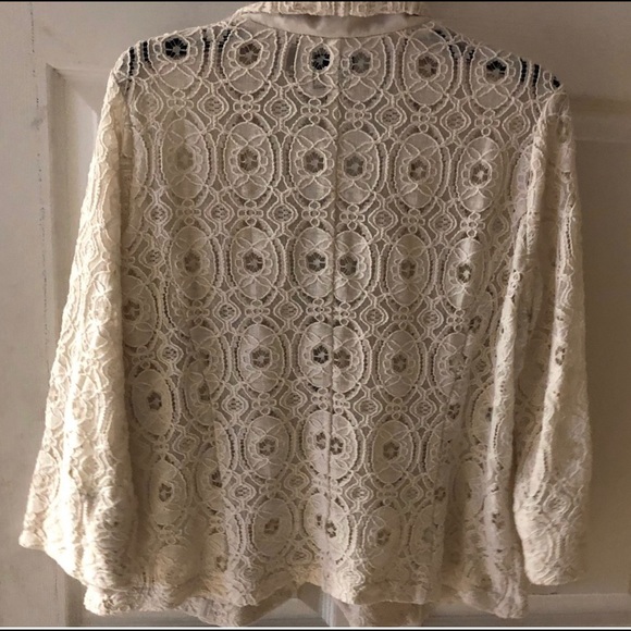 Lace jacket - rare find! - Picture 5 of 10
